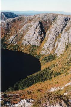 1999_crater_peak_bushwalk_autumn_2